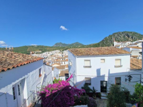 EL BOTIJO Las puertitas rojas, Ubrique